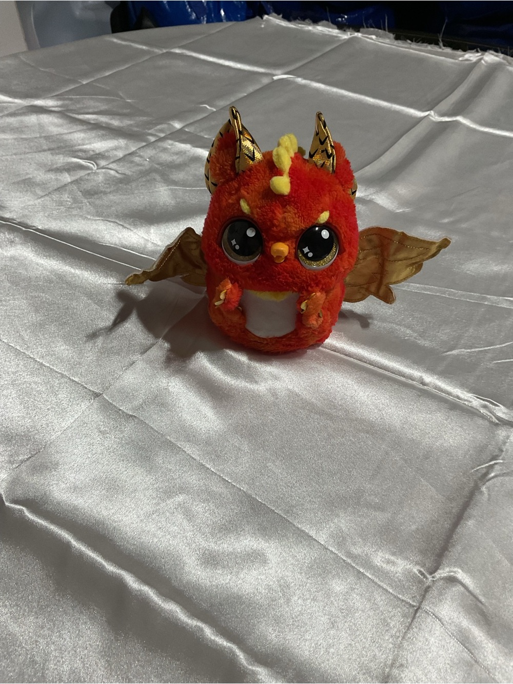 Hatchimals Alive Mystery Hatch Draggle